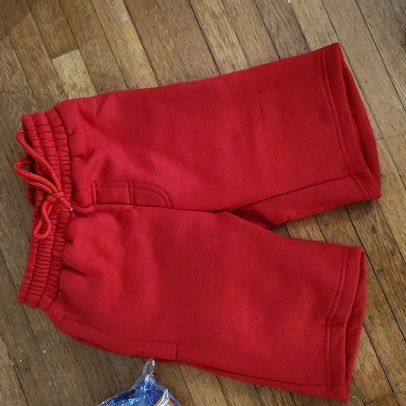 Set - Picture 2 of 3